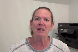 be your senior female spanish spokesperson video ugc ads testimonial presenter