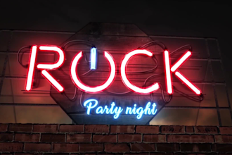 do neon sign neon style 80s futuristic 3d text custom logo animation intro video