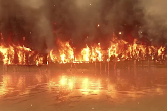 composite cinematic fire smoke sparks particles and explosion vfx in houdini fx
