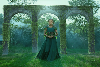 do expert vfx services for film, video, and commercials