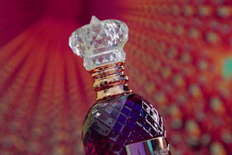 produce an amazing perfume video ad or commercial video product