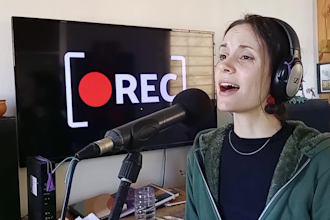 sing your song in spanish, english or portuguese