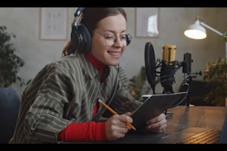 do humanlike male or female ai voice over text to speech in 12 hours