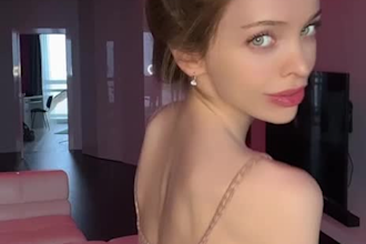 be your professional skinny female model, ugc