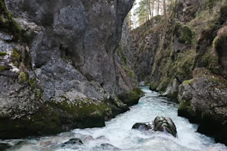 make relaxing and meditation music videos for youtube