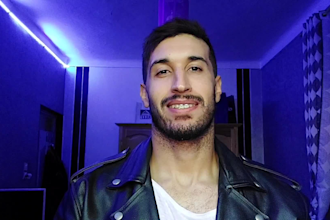 create selfie video as spokespersone in 24h