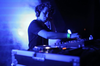 professionally make a dj set or mixtape for you