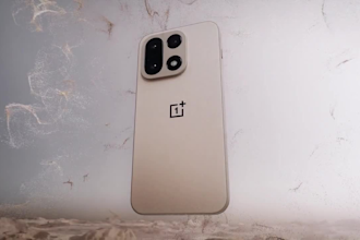create 3d phone animation 3d commercial video phone case design
