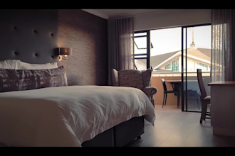 do professional real estate video editing for you