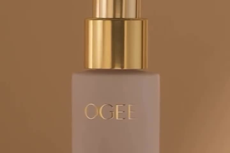create luxury ai skincare beauty cosmetic commercial and product video ads