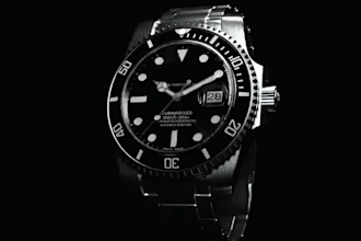 design a custom 3d watch animation to showcase your product