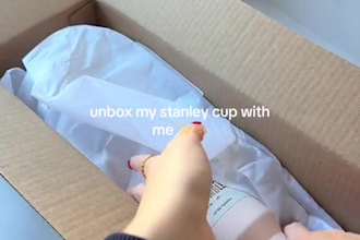 create an unboxing ugc video ads for your brand or product