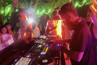 do dj mix set for you underground music