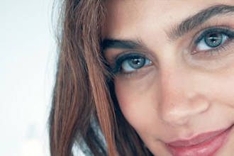 create a professional 4k video for amazon with a young woman