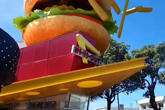 do realistic 3d food package design, 3d food model, 3d food animation, cgi food