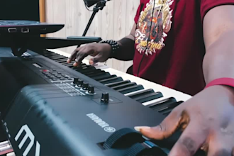 be your piano player, keyboardist and session pianist