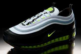do 3d shoes animation 3d shoes design 3d footwear design, shoes motion graphics