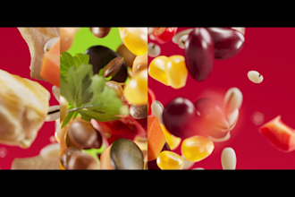 do custom houdini simulations and product visualizations