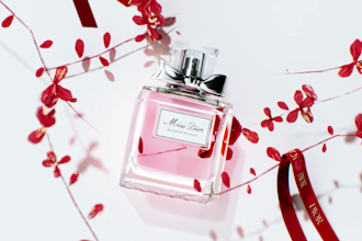 3d perfume animation 3d unboxing commercial animation ecommerce product video