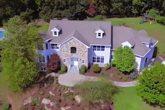 expert in real estate photos, videos in hdr, flambient, exposure, object removal