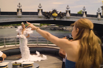 be your videographer in paris