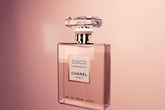 create immersive 3d perfume animation, cgi fragrance design,3d perfume rendering