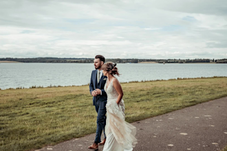 do culling and editing wedding and event photos