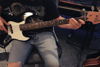 record pro studio quality bass guitar