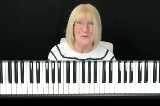 teach adults to play the piano brilliantly via zoom