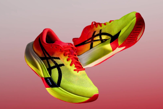 do realistic 3d shoe design, 3d footwear model, cgi shoe animation, 3d sneakers