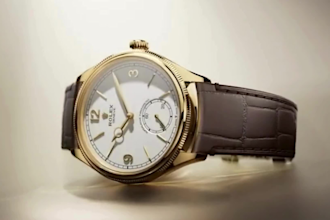 create high quality 3d watch animation, watch modelling with realistic render