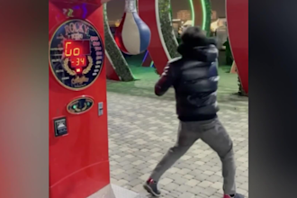 make funny moments edit