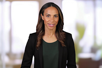 be your female spokesperson for your online course, training or elearning videos