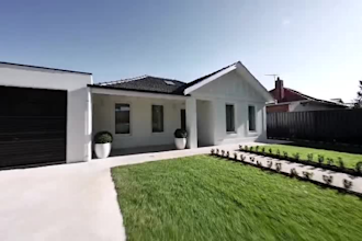 edit real estate videos and animate property pictures