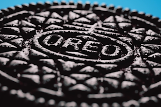 make cinematic 3d animated product commercial