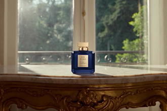 create cinematic 3d perfume bottle animation for your brand