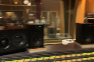 compose custom cinematographic music for your film and trailer