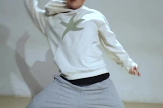 express your song with a soulful and captivating tiktok dance