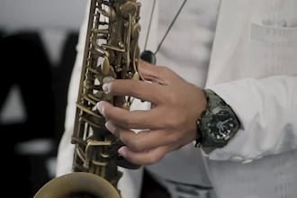 be your pro session saxophone player on any genre