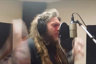 sing or scream and write lyrics to your song