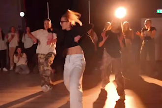 do hip hop dance, shuffle dance, afrobeat dance, group dance, choreography dance
