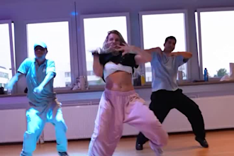 perform trend tiktok dance video afrobeat shuffle and group dance viral dance