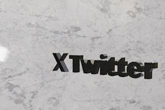 turn 2d logo into 3d  and optimize it for ar