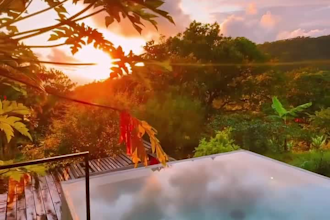 create 2000 luxury hotel resort reels bundle