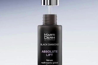 3d cosmetic animation beauty product animation 3d bottle rendering cosmetic ads