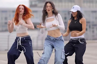 do tiktok choreography, group gospel, afro hiphop, afrobeat dance, african dance