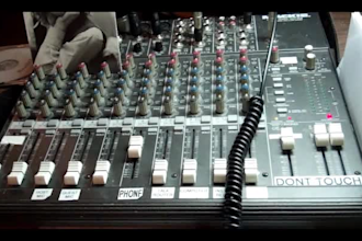 produce a HQ North American Male Adult Voice for a 30 second script, 100 wds