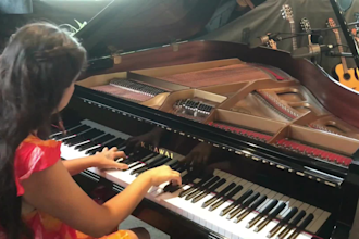 play that tango piano you are looking for
