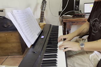 record your piano backing track for your project