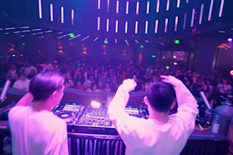 create custom edm mashups and edits for live shows and mixes